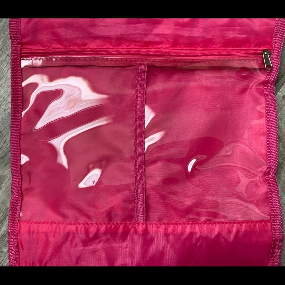 Simply Southern Hanging Travel Bag - Picture 3 of 13